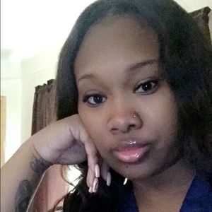 Meet your Posher, Marshae