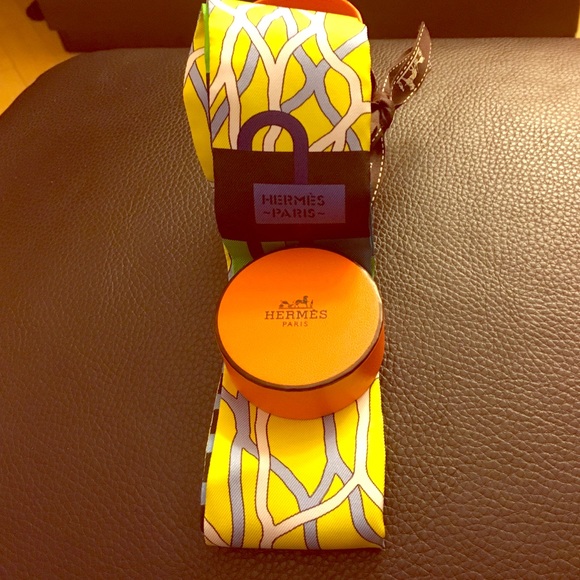 Brand new Hermes silk Twilly