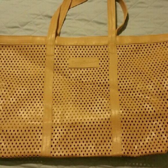 Tommy bahama tote