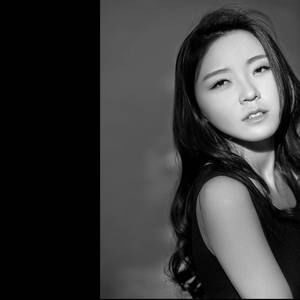 Meet your Posher, Evelyn