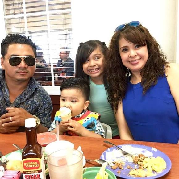 Meet your Posher, Monica - Picture 1 of 1