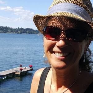 Meet your Posher, Mary jo