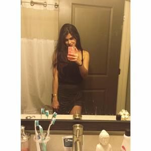 Meet your Posher, Isabella