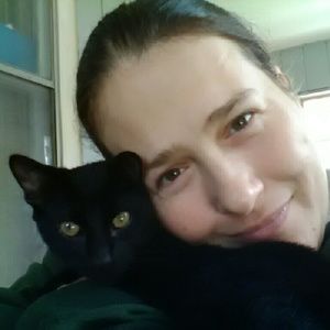 Meet your Posher, Nina
