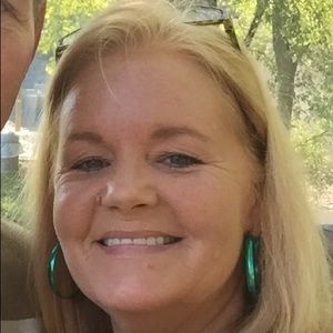 Meet your Posher, Oralee