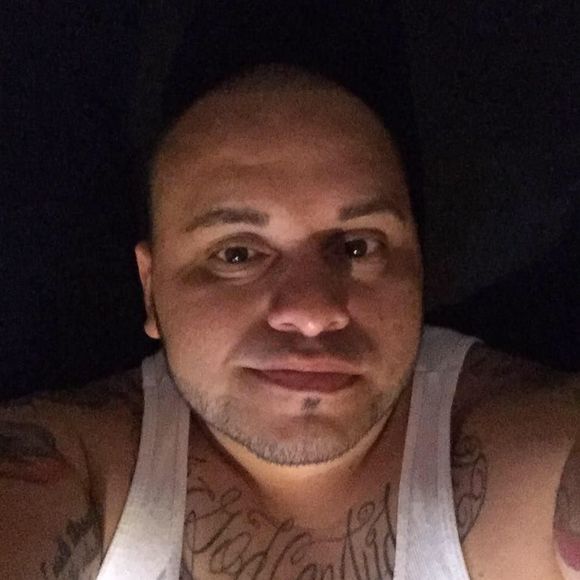 Meet your Posher, Luis - Picture 1 of 1