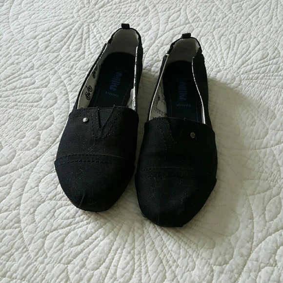 Mad Love Shoes Size 8 (from Target)