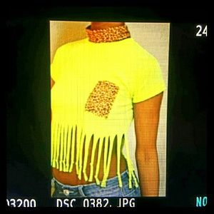 Cut tee cheetah print & separate Chocker $5
