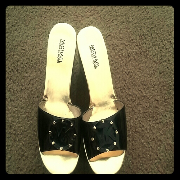 MK wedges