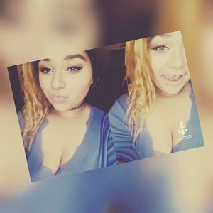 Meet your Posher, Issabella