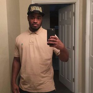 Meet your Posher, Devonte