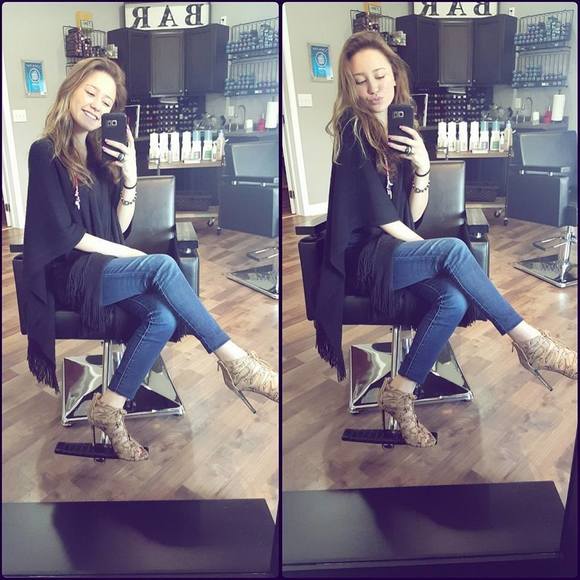 Meet your Posher, Carlie - Picture 1 of 1