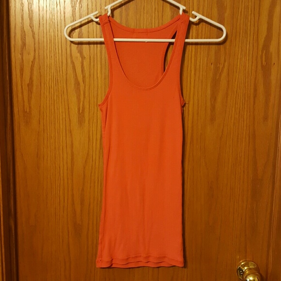 Women's tank