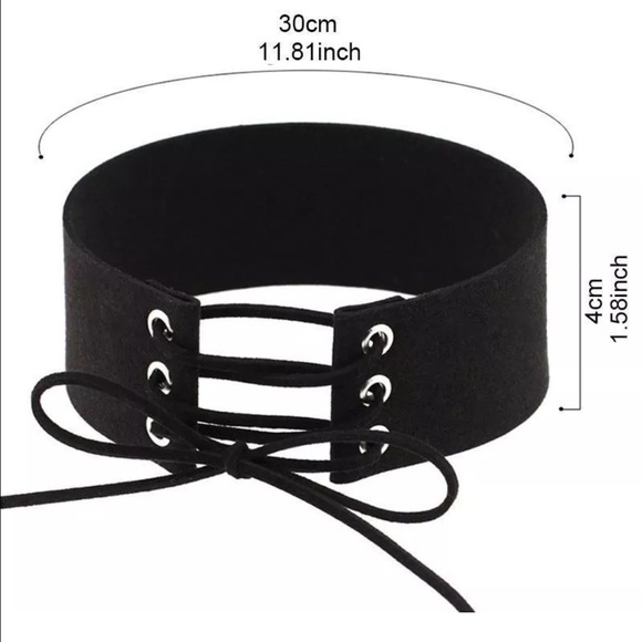 LAST ONE Lace up choker necklace - Picture 3 of 3