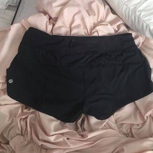 Black lulu shorts