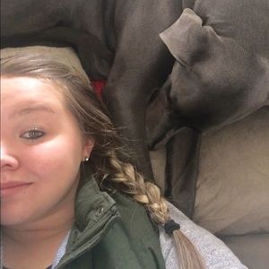 Meet your Posher, Alycia