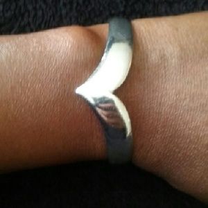 Vintage Sterling silver chevron cuff bracelet