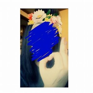 Meet your Posher, Emelinaa