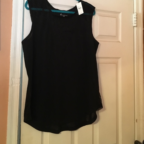 Black sleeveless knit sweater, size 18-20 W