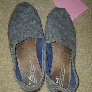 Grey Arrow Limited Edition toms