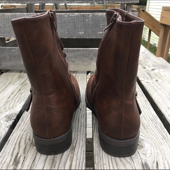 Brown Vegan Leather Ankle Boots! NEW! - Picture 3 of 7
