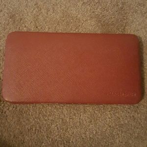 ❤Issac Mizrahi wallet