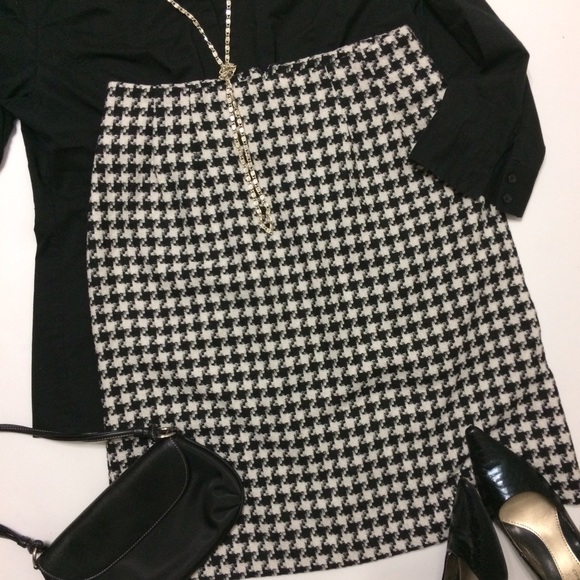 J. G. Hook Dresses & Skirts - 🗝Vintage🗝 J.G. Hook Houndstooth Skirt