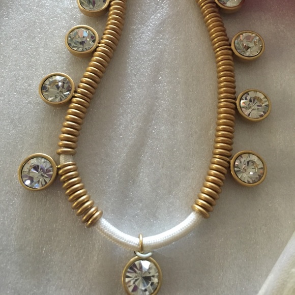 Juicy Couture White Tassel Necklace Gold Dust Bag - Picture 3 of 4