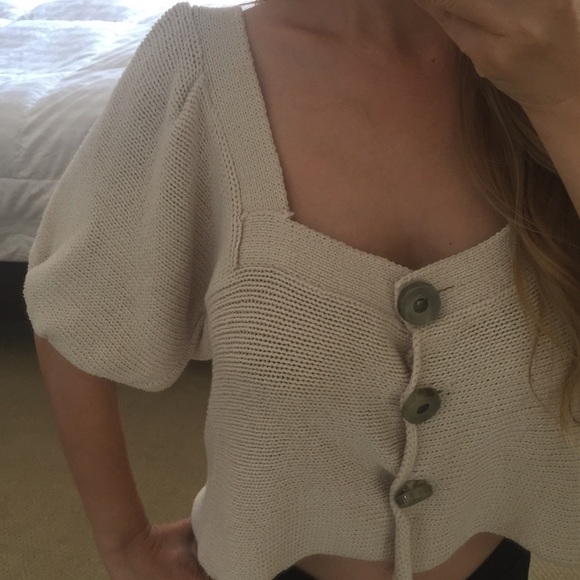Free People Tops - Free People puff sleeve crop top sweater