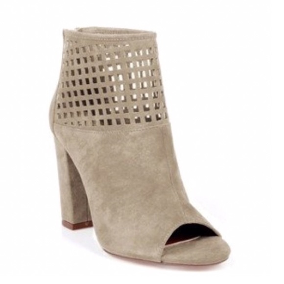 Bootie "Amber"