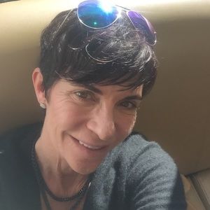 Meet your Posher, Annette