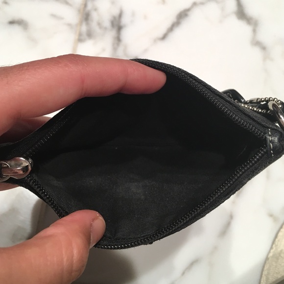 SALE 💕 Coach Black Wristlet - Picture 3 of 3