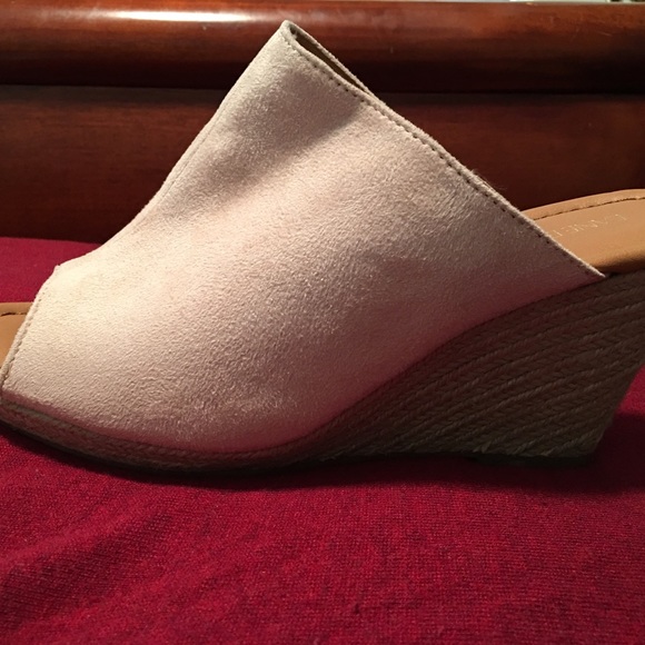 Women's Wedge Shoes