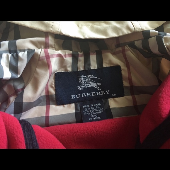 Adorable 2 in 1 Burberry 6 month jacket - Picture 3 of 4