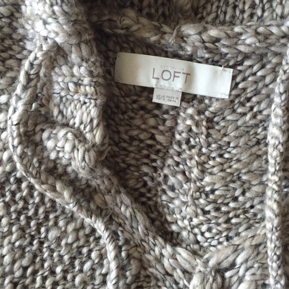 Ann Taylor Loft Knit Poncho - Picture 3 of 3