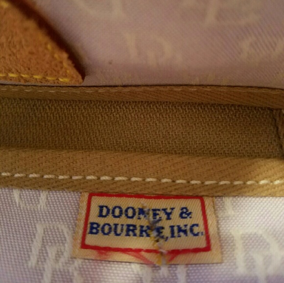 Purse - Picture 2 of 2