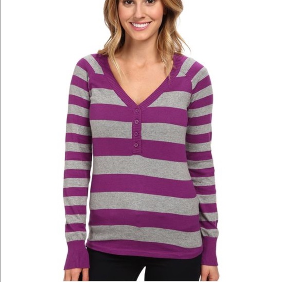 Hooky Sweater - Picture 1 of 2