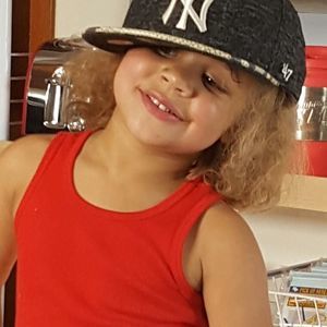 Meet your Posher, Stacy