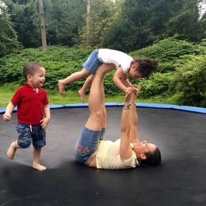 Meet your Posher, Yesenia