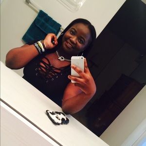 Meet your Posher, Vanessa