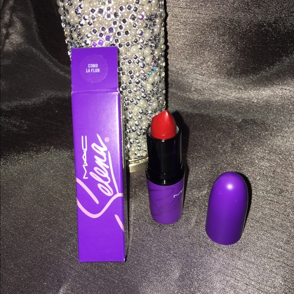 Mac Selena Como la flor Lipstick