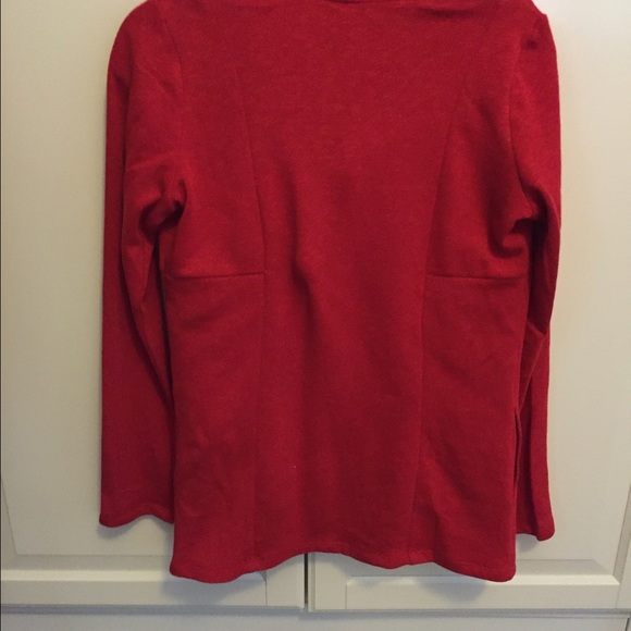 Red Top - Picture 3 of 3