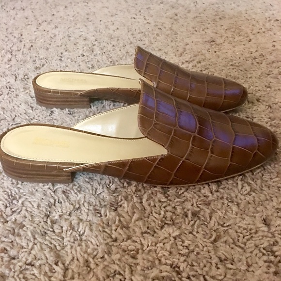michael kors leather slides