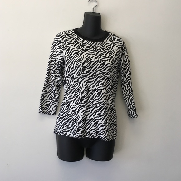 Zebra top