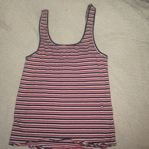 We The Free tank size M