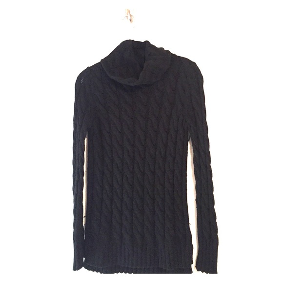 Chunky cable knit sweater