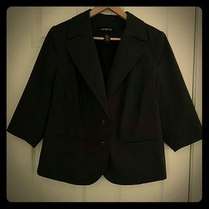 Pinstriped 3/4 sleeve blazer