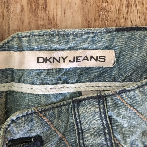 Jeans - Picture 2 of 4
