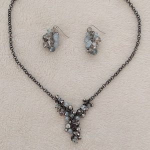 HP!!!! NWOT Vera Wang necklace & earring set