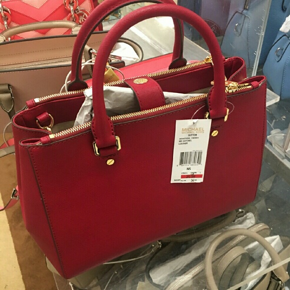 Michael kors sutton